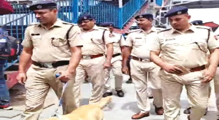 অস্বাভাবিক দেরিতে চলল সরাইঘাট সহ ন’টি ট্রেন, অসমে আইইডি বিস্ফোরণ, নজরদারি বাড়ল রেল ট্র্যাকে