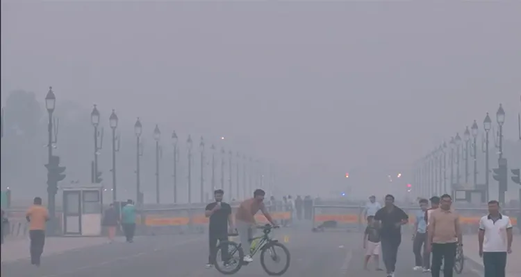 দিল্লিতে ইন্ডিয়া গেটে বাতাসের গুণগতমান ৩২৫,যা ‘খুব খারাপ’ বলে জানাচ্ছে কেন্দ্রীয় দূষণ নিয়ন্ত্রণ পর্ষদ
