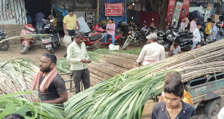 ছট পুজো উপলক্ষ্যে আসানসোল বাজারে চলছে কেনাকাটা