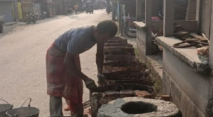 এবছর কোচবিহারের রাসমেলায় একসঙ্গে ১৬টি উনুনে ভাজা হবে ভেটাগুড়ির জিলিপি