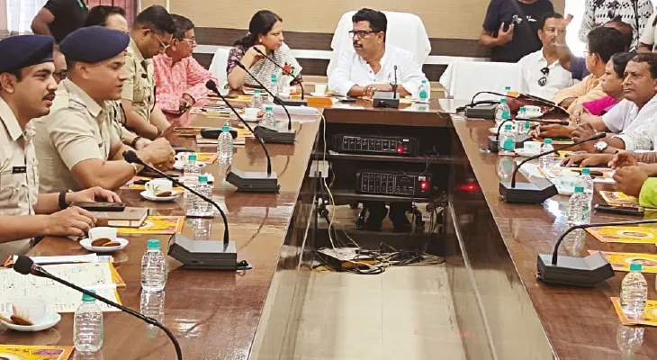 অশোকনগরে জগদ্ধাত্রী পুজো  নিয়ে বৈঠক, গাইড ম্যাপ প্রকাশ