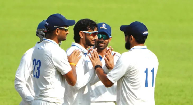 লিড ২৮২, প্রশ্নের মুখে বাংলার স্ট্র্যাটেজি