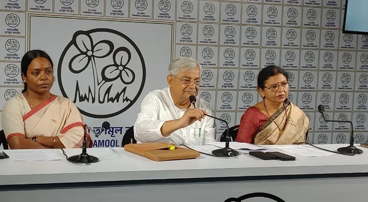১০০ দিনের কাজ: রাজ্যের বকেয়া নিয়ে তথ্য পেশ করলেন পঞ্চায়েত মন্ত্রী প্রদীপ মজুমদার