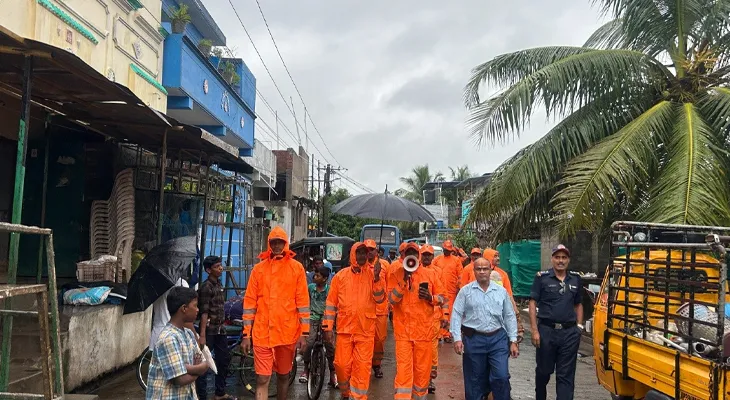 মন-থা আপডেট: ঘূর্ণিঝড়ের ক্ষয়ক্ষতি সামলাতে ওড়িশা, অন্ধ্রপ্রদেশ, তামিলনাড়ু উপকূলে মোতায়েন এনডিআরএফ-এর ২৫টি টিম