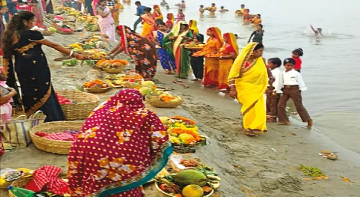 ছটপুজোয় নবদ্বীপের বিভিন্ন ঘাটে ভিড়