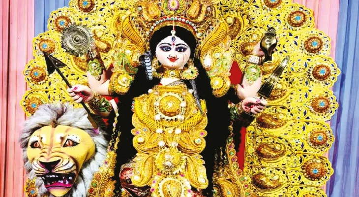 দেখুরিয়া গ্রামে ৪০০ বছরের বেশি পুরনো জগদ্ধাত্রী পুজোর আরাধনা