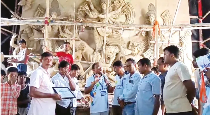 পরিবেশ রক্ষার সচেতনতা, পুজোর শহরে ‘স্বচ্ছোৎসব’, ভ্যারিয়েবল এনার্জি সাইক্লোট্রন সেন্টারের অভিনব উদ্যোগ