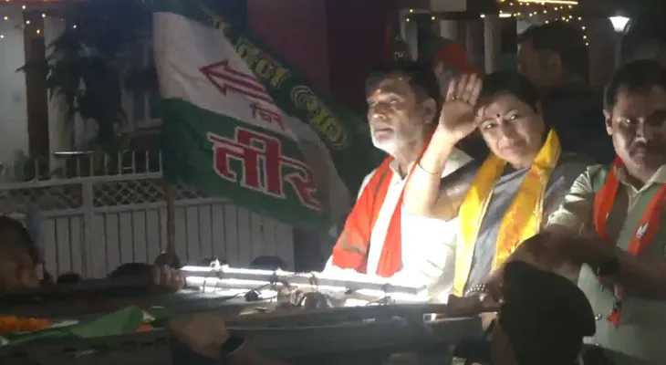 পাটনায় রোড শো করছেন দিল্লির মুখ্যমন্ত্রী রেখা গুপ্তা
