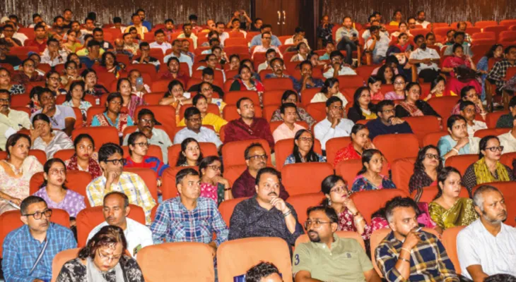 বিএলওদের প্রশ্নবাণে জেরবার আধিকারিকরা, গরহাজিরদের বিরুদ্ধে ব্যবস্থা নেওয়া হতে পারে