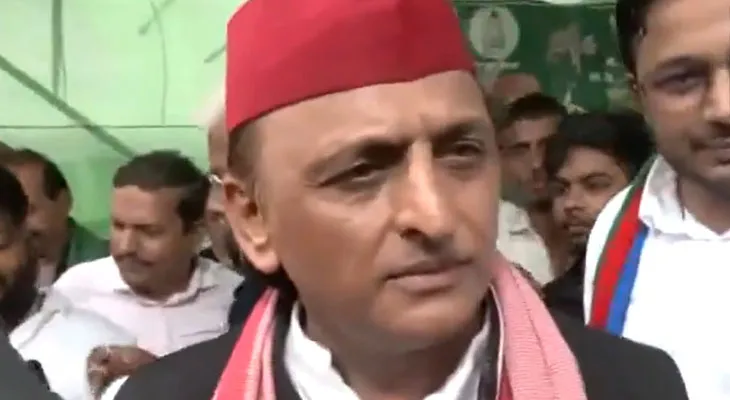 বিহার নির্বাচন: দ্বারভাঙ্গায় গেলেন সপা প্রধান অখিলেশ যাদব