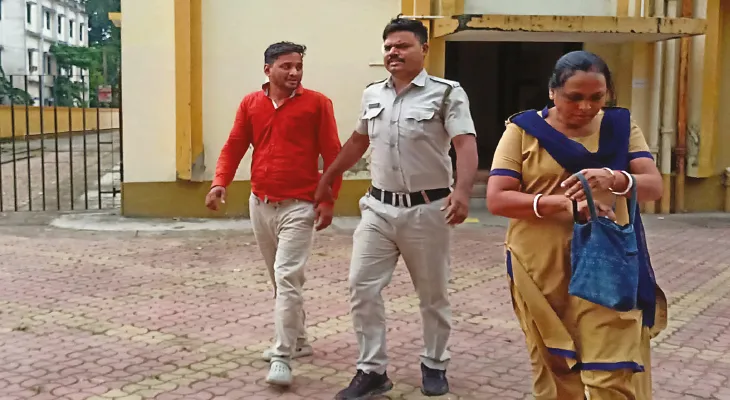 টাকার জন্য কিডনি বিক্রির চাপ না মানায় বধূকে নির্মম নির্যাতন, নন্দকুমারে ধৃত স্বামী, শ্বশুর, শাশুড়ি ও ননদ
