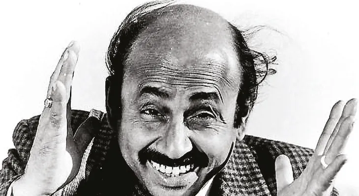 সন্তোষ দত্ত ‘কম পড়িয়াছে’