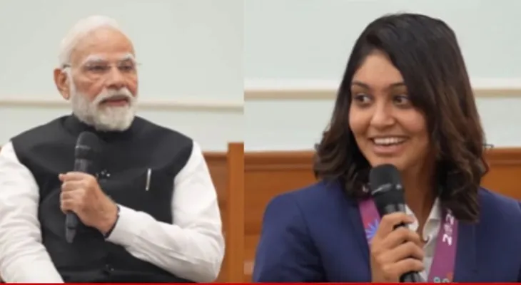 কীভাবে ত্বকের যত্ন নেন? এত উজ্জ্বল! মোদিকে প্রশ্ন হারলিনের