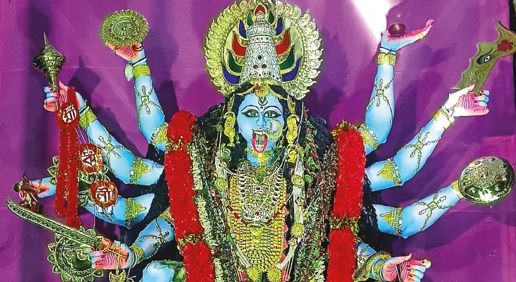 তন্ত্র সাধকের অষ্টভুজা উগ্রচণ্ডা দাঁইহাটে এসে শান্ত, শ্যামারূপা