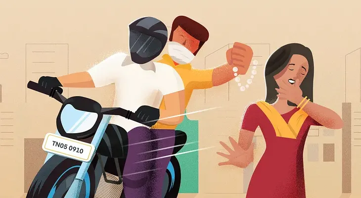 এক রাতে শহরে পরপর তিন ছিনতাইয়ে উদ্বিগ্ন লালবাজার, একই বাইক নিয়ে ‘অপারেশন’ দুই দুষ্কৃতীর