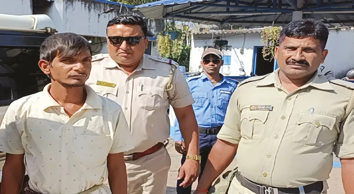 লোহাবোঝাই লরি হাইজ্যাক, ধৃত