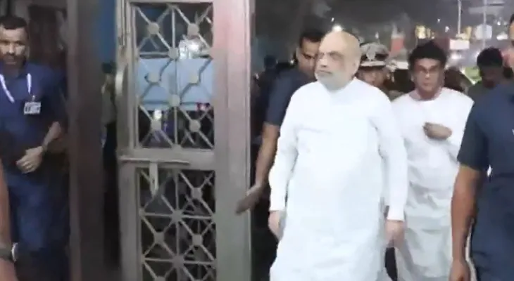 দিল্লি বিস্ফোরণ: আহতদের দেখতে লোকনায়ক হাসপাতালে কেন্দ্রীয় স্বরাষ্ট্রমন্ত্রী অমিত শাহ