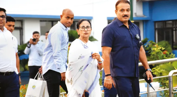 কানাকড়িও দেয়নি কেন্দ্র: মুখ্যমন্ত্রী, বিপর্যয় নিয়ে মোদি সরকারকে তোপ
