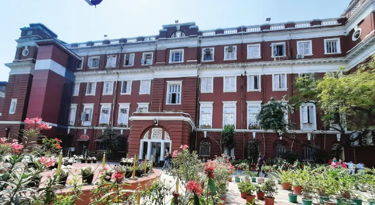 সোশ্যাল মিডিয়ায় পোস্ট হওয়া ফোটো, ভিডিয়ো এআই দিয়ে তৈরি? যাচাই করতে ৫ কোটির ‘ওয়ার-রুম’ লালবাজারের