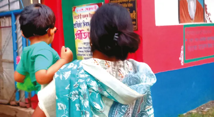 ‘মৃত’ বলে বিক্রি! দু’বছর পর মায়ের কোলে শিশু, এগরার নার্সিংহোমের কীর্তিতে শোরগোল