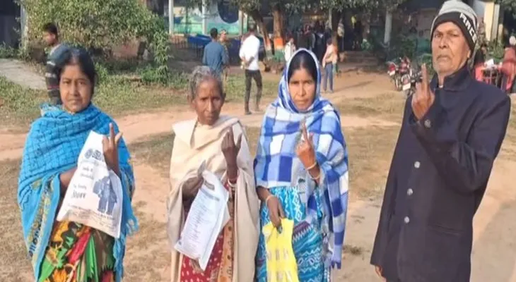 ৬ রাজ্য এবং এক কেন্দ্রশাসিত অঞ্চলে চলছে উপ নির্বাচন, জম্মু-কাশ্মীরের নাগরোটায় ভোট পড়ল ৩৪.৪৭ শতাংশ