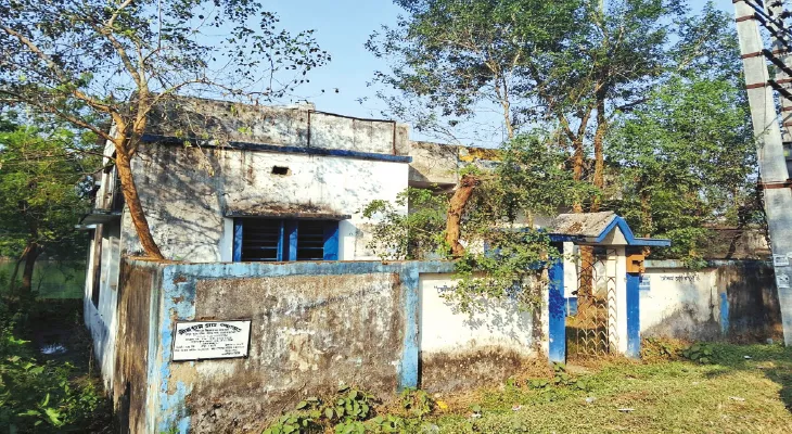 পড়াশোনায় আগ্রহ কমছে, ভরতপুরের গ্রন্থাগারে সদস্য হাজার থেকে কমে ১০৯