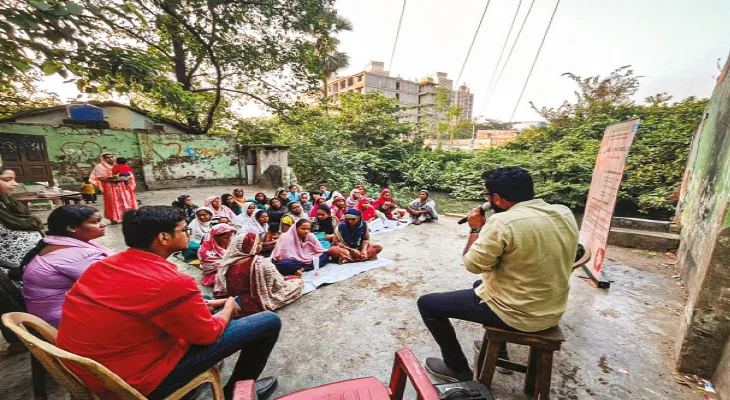 এসআইআর: এবার সচেতনতার পাঠ বস্তিতেও