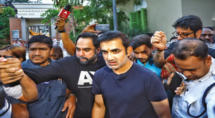দফায় দফায় কোচ-ক্যাপ্টেন ম্যারাথন মিটিং, বাইশ গজ চিন্তায় রাখছে ভারতকে