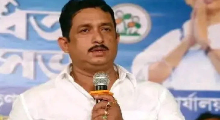 ছোট ব্যবসায়ী থেকে মস্ত প্রোমোটার, গ্রেফতার হতেই সজলকে নিয়ে চর্চা