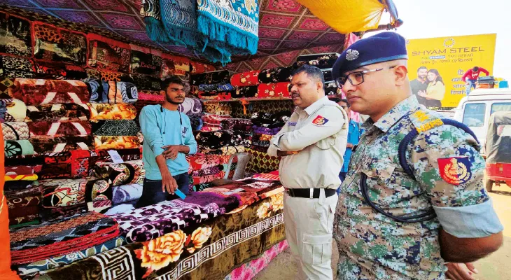 দিল্লি বিস্ফোরণে আরামবাগে বাড়তি সতর্কতা, শীতবস্ত্র বিক্রেতাদের নথি দিতে হবে থানায়