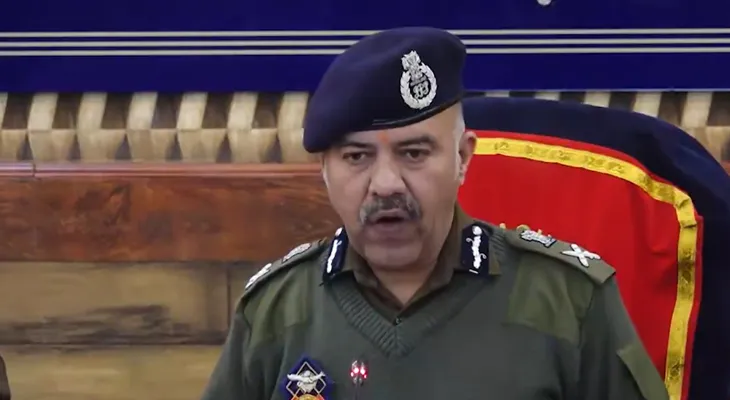 দুর্ঘটনার কারণেই থানায় বিস্ফোরণ, সাংবাদিক বৈঠকে জানালেন জম্মু-কাশ্মীর পুলিশের ডিজি