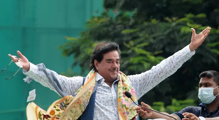বিহার জয়ে নীতীশের প্রশংসা শত্রুঘ্নর