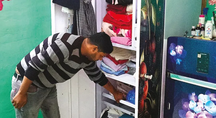 দরজার তালা ভেঙে ১৫ লক্ষ টাকার গয়না চুরি, তীব্র চাঞ্চল্য