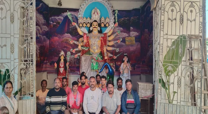 ষড়ানন রূপে কার্তিক পুজোকে ঘিরে উৎসব হবিবপুরের দক্ষিণ চাঁদপুরে
