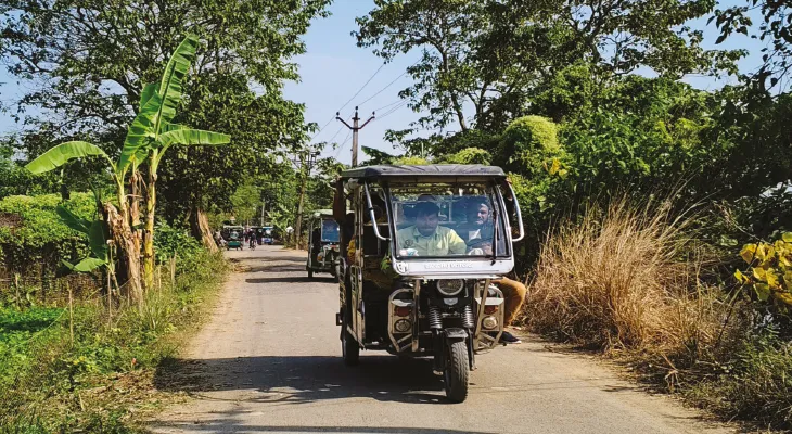 কালীনগর স্টেশন থেকে মহিশুড়া চৌমাথা যাওয়ার রাস্তায় নেই কোনও আলো, সমস্যা