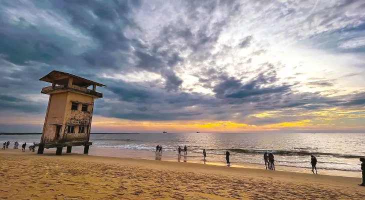 পানাম্বুর সৈকতের শোভা