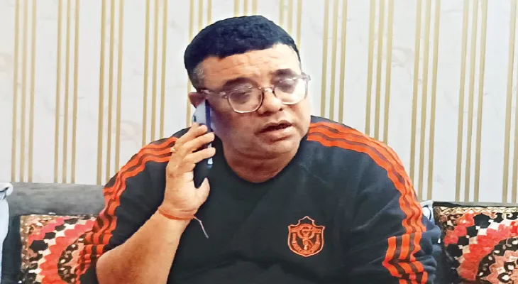 জলপাইগুড়ি পুরসভার হাল ফেরানো সহজ নয়, কাজিয়ার মাঝেই মন্তব্য সন্দীপ মাহাতর, ‘মুখে বললেই কি ভাঁড়ারে টাকা আসবে?’ খোঁচা ভাইস চেয়ারম্যানের