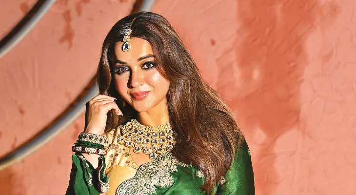 বিয়ের সাজে বৈচিত্র্য