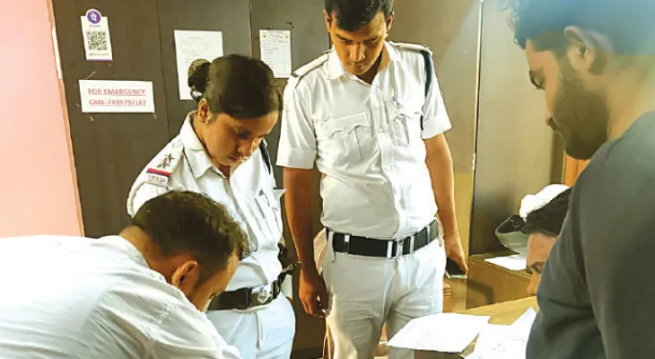 হোটেল-গেস্ট হাউসে কড়া নজর  পুলিশের, দেখা হচ্ছে রেজিস্টারও, সল্টলেক-নিউটাউন-এয়ারপোর্ট-বাগুইআটি