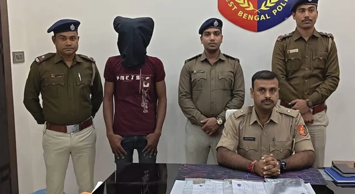 জঙ্গলে লুকিয়ে থেকেও শেষ রক্ষা হল না, পিস্তল হাতে দাদাগিরি, রিল বানিয়ে ধৃত যুবক