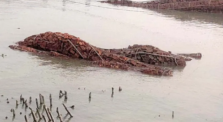 ভাঙন রুখতে হুগলির পশ্চিমপাড়ে বসছে ৯৯টি ‘সারকুলার সসেজ’