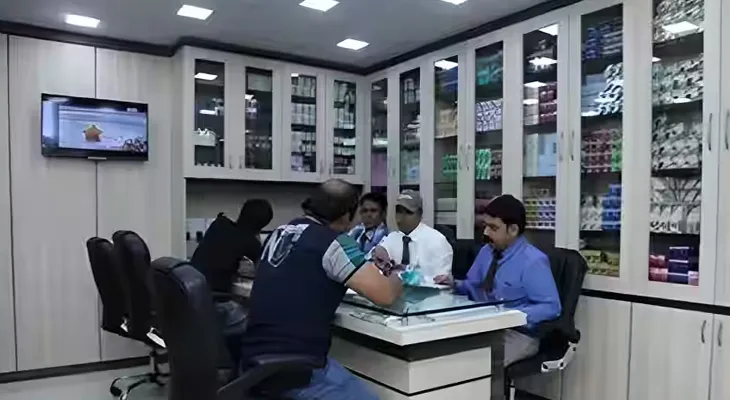 এক বছরে রাজ্যে চালু সাত হাজার প্রাইভেট  ল্যাব-পলিক্লিনিক! গুণগত মান নিয়ে প্রশ্ন