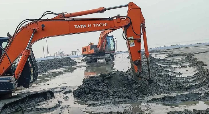 গঙ্গাসাগরে রাস্তা ও জেটিঘাট সহ গোটা পরিকাঠামোর সংস্কার শুরু