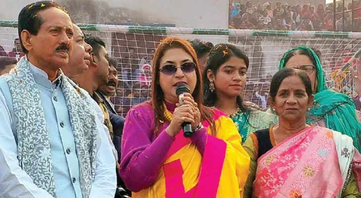 এসআইআর আতঙ্কে আত্মহত্যার  ঘটনায় কমিশনকেই দুষলেন শতাব্দী