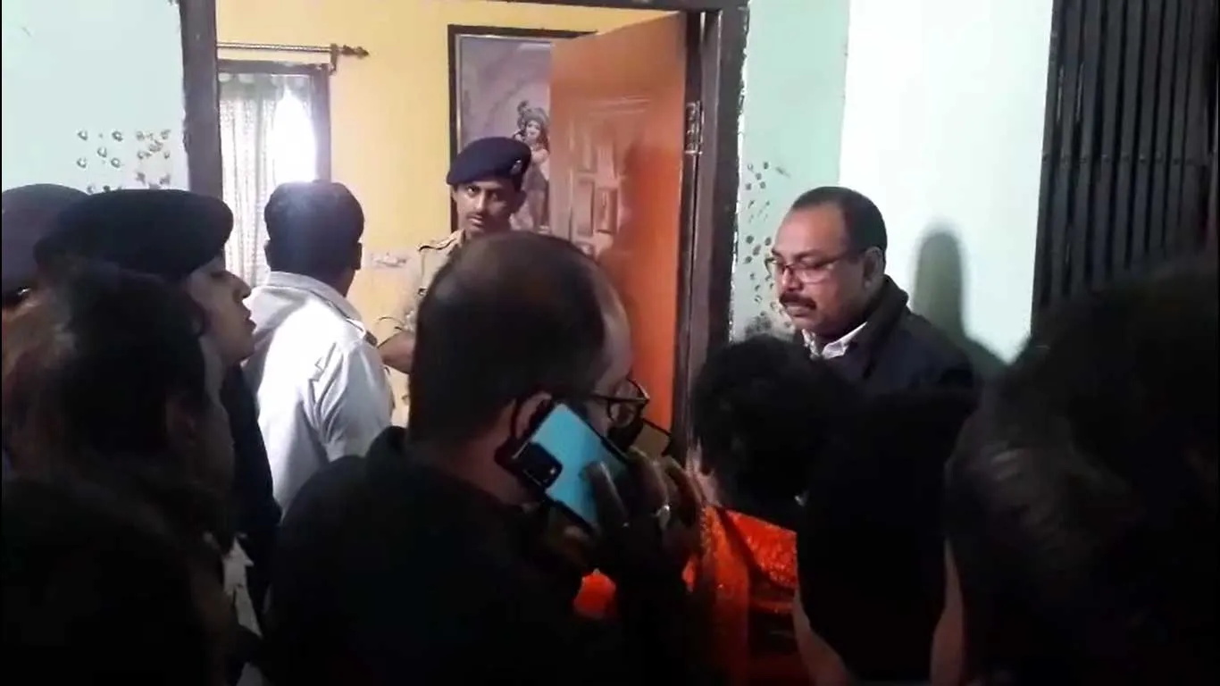হাওড়ার সালকিয়ার কৈবর্ত পাড়ায় খুন,ঘরের মধ্যে দেহ উদ্ধার, আটক দুই নাবালক