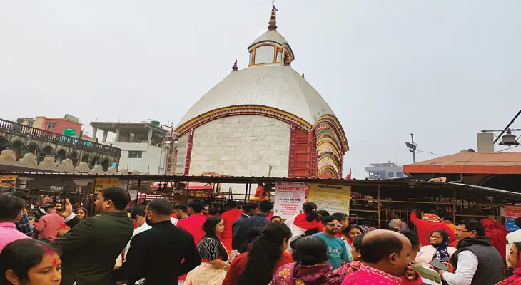 তারাপীঠে গর্ভগৃহে দেবী স্পর্শ নিষিদ্ধ, জারি গুচ্ছ কড়া নিয়ম