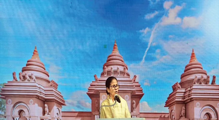 মা দুর্গার নামে শপথ, বাংলার প্রত্যেক নাগরিকের অধিকার রক্ষা করব: মমতা