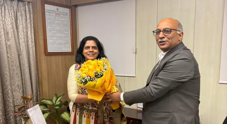 রাজ্যের প্রথম মহিলা মুখ্যসচিব হলেন নন্দিনী চক্রবর্তী, স্বরাষ্ট্রসচিব হলেন জগদীশ প্রসাদ মীনা