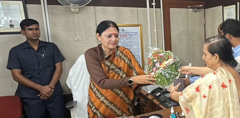নারী ও শিশু কল্যাণ দপ্তরে পৌঁছলেন মন্ত্রী অগ্নিমিত্রা পল