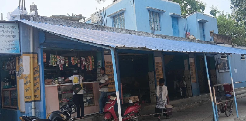 পূর্তদপ্তরের নিয়ম মানা হয়নি, কাটোয়া মহকুমা হাসপাতালের ক্যান্টিন ভেঙে ফেলার নির্দেশ